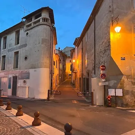 Charmigt Med Takterass 빌라 *